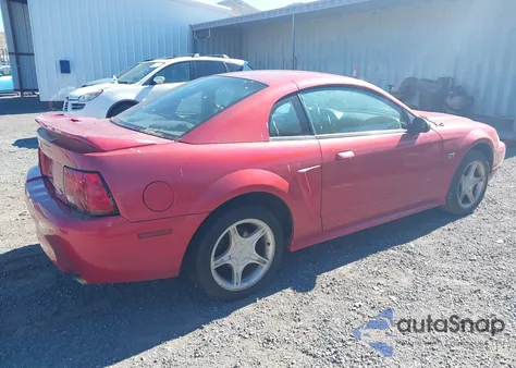 2000 Ford Mustang Gt z USA, uszkodzony, nr VIN 1FAFP42X1YF123358